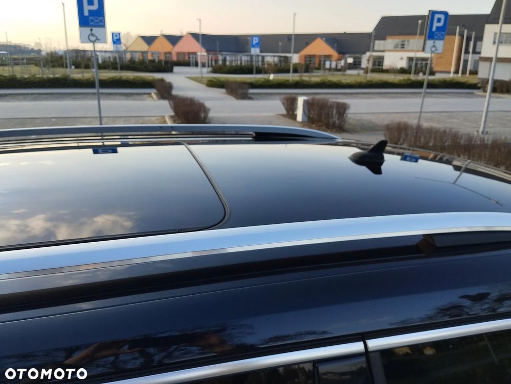 Volkswagen Sharan 2.0 TSI DSG Highline - 5