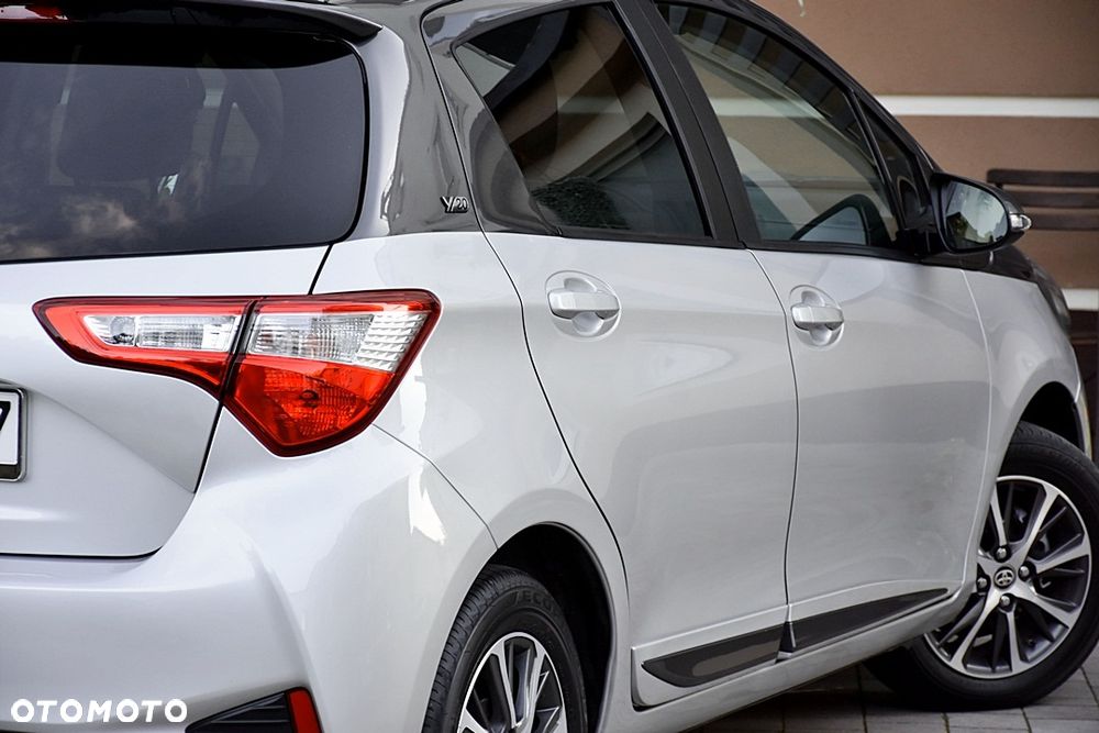 Toyota Yaris 1.5 20th Anniversary - 12
