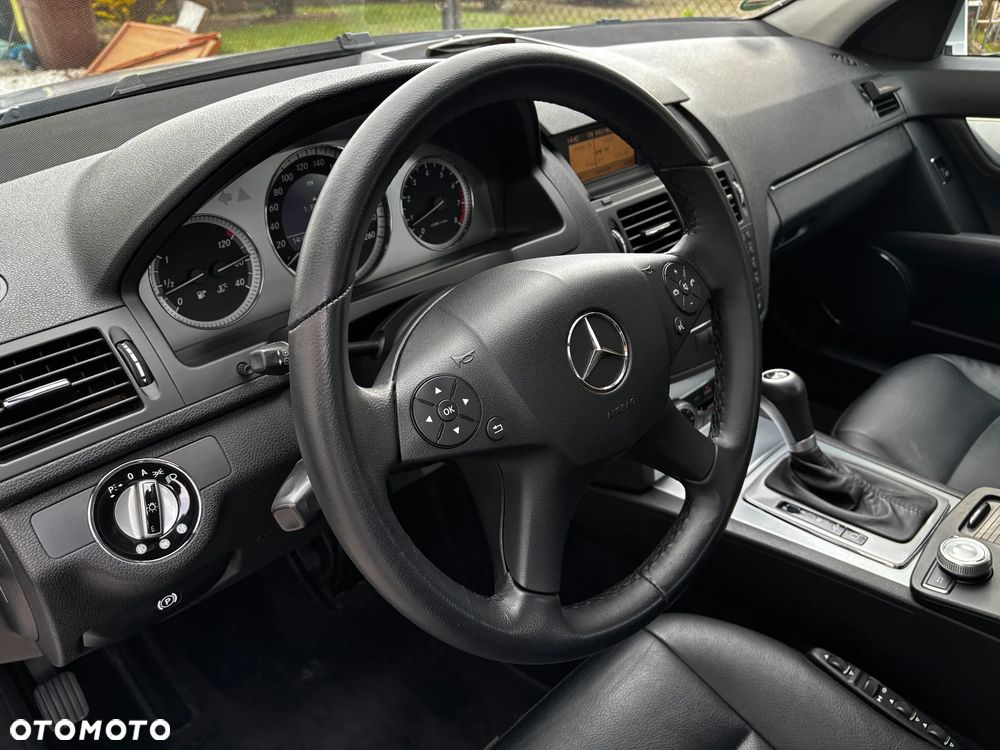 Mercedes-Benz Klasa C - 34