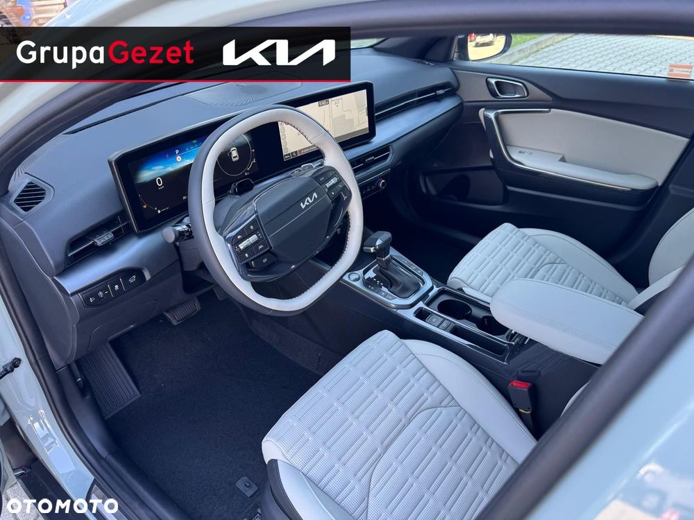 Kia XCeed - 10