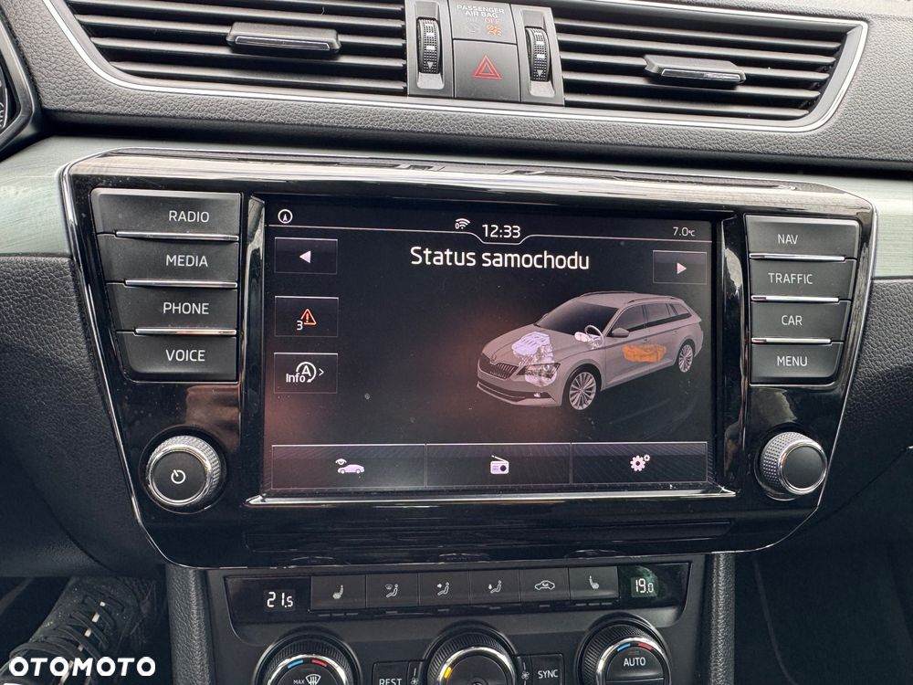 Skoda Superb 2.0 TDI Ambition - 36