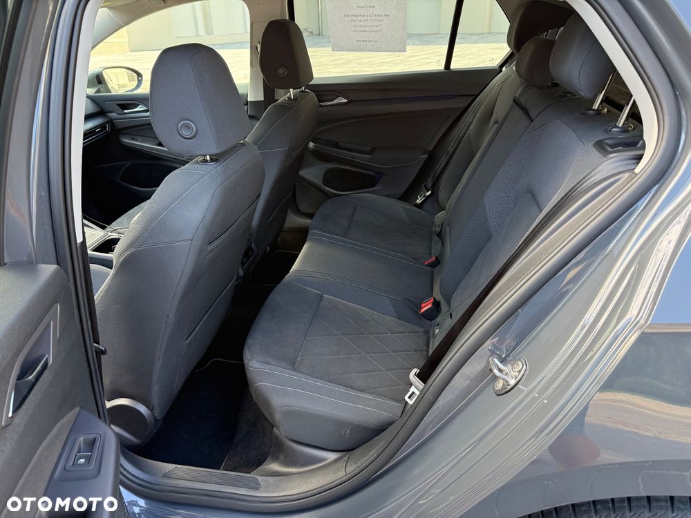 Volkswagen Golf 1.5 eTSI EVO Style DSG - 8