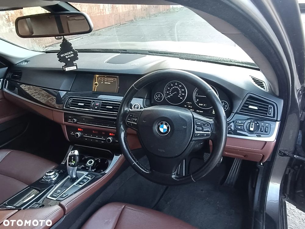 BMW Seria 5 520d - 11