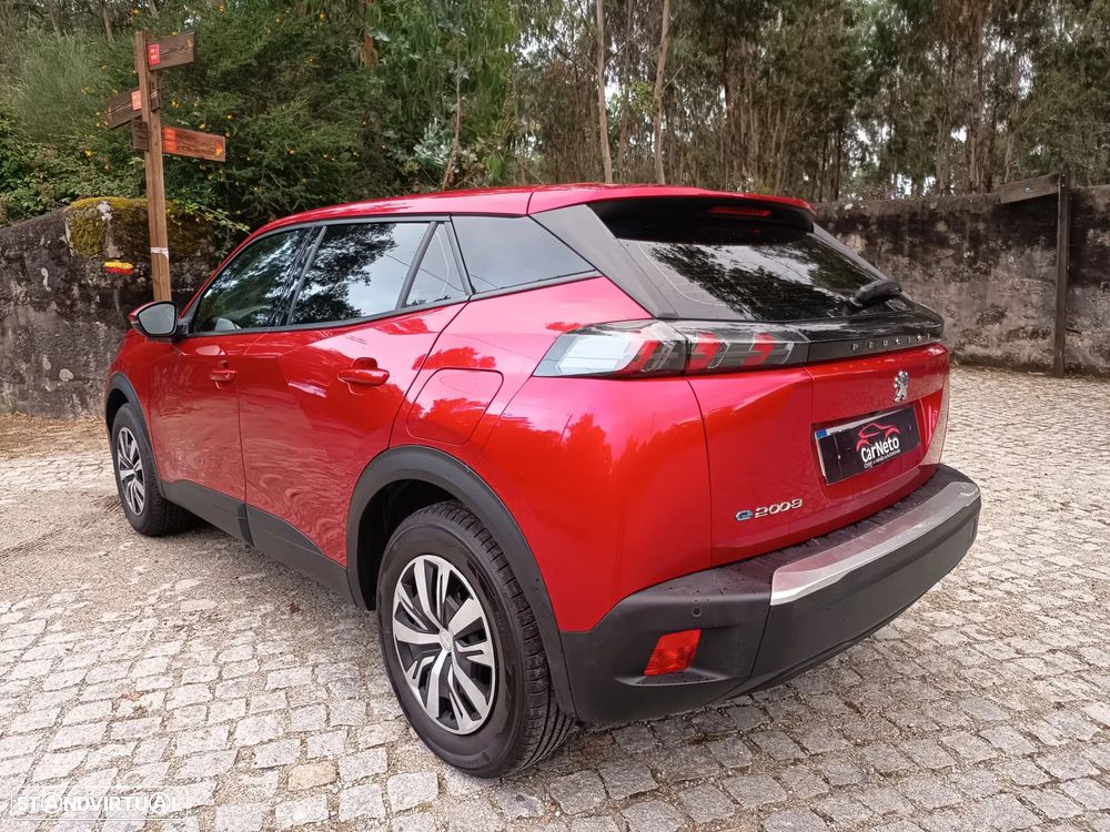 Peugeot e-2008 50 kWh Active Pack - 6