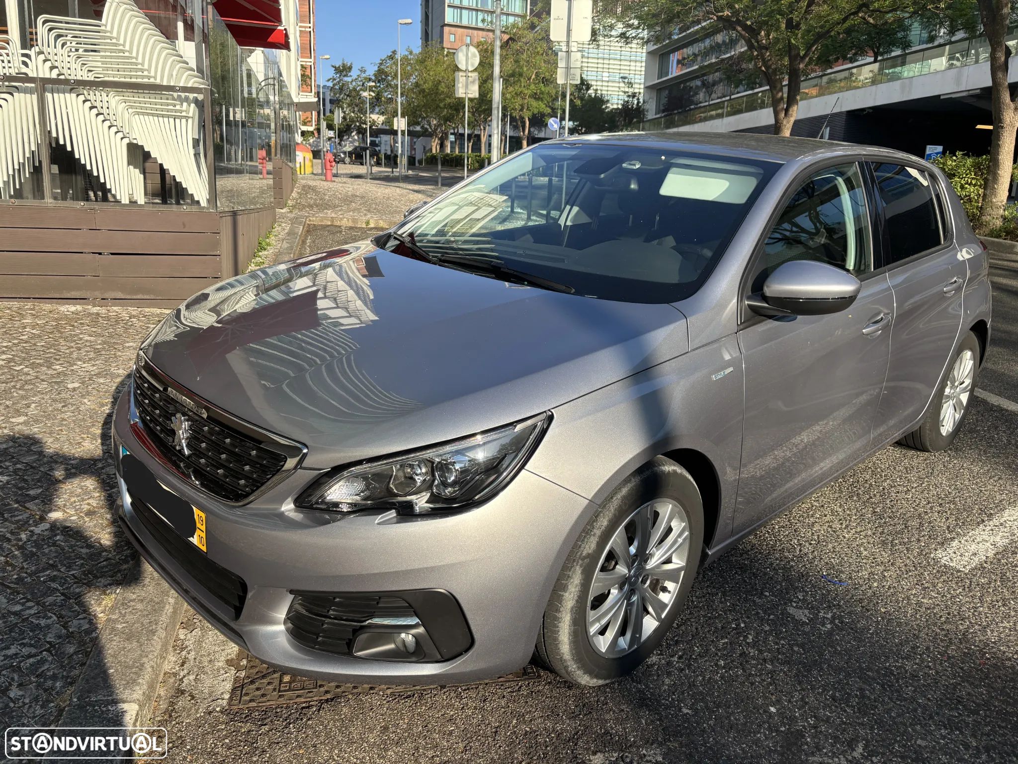 Peugeot 308 - 1