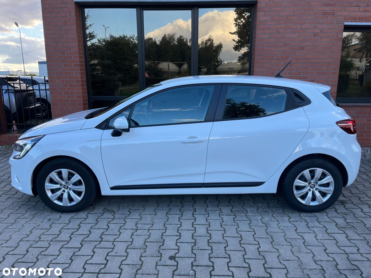 Renault Clio SCe 65 LIFE - 20