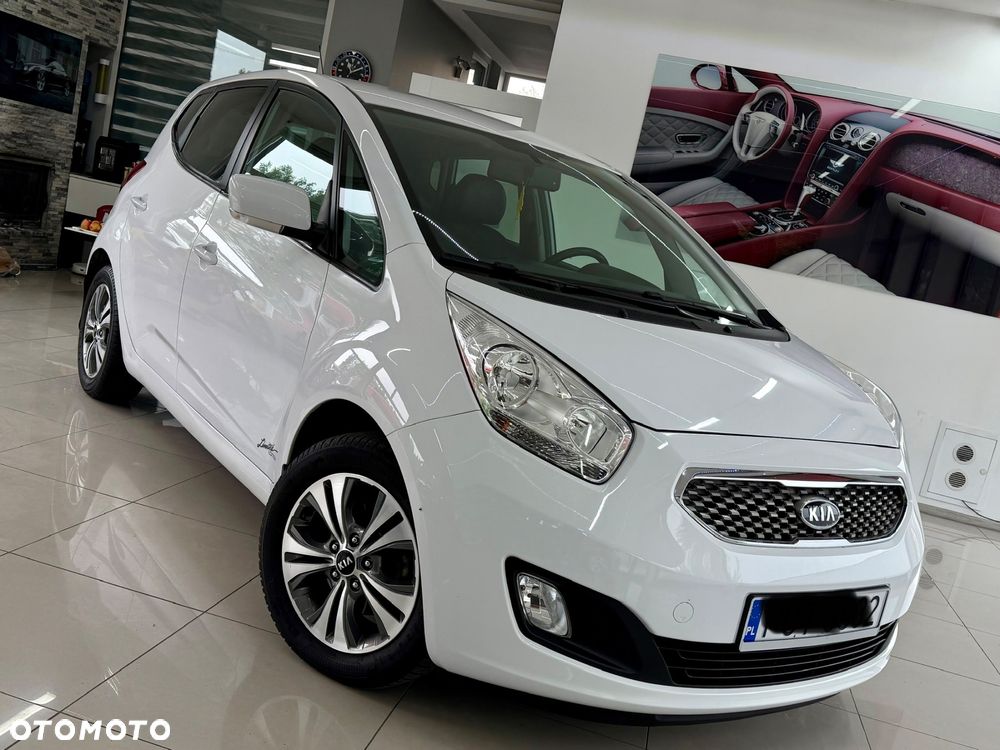 Kia Venga - 17