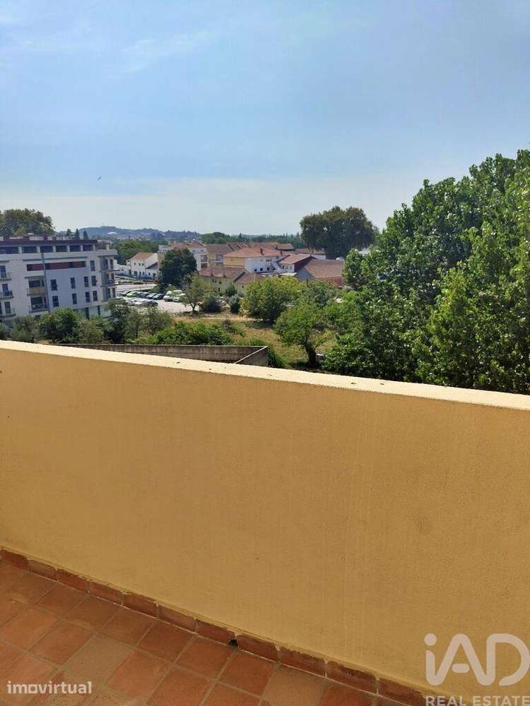 Apartamento T4 em Rio Maior de 147,00 m2 - Grande imagem: 3/25