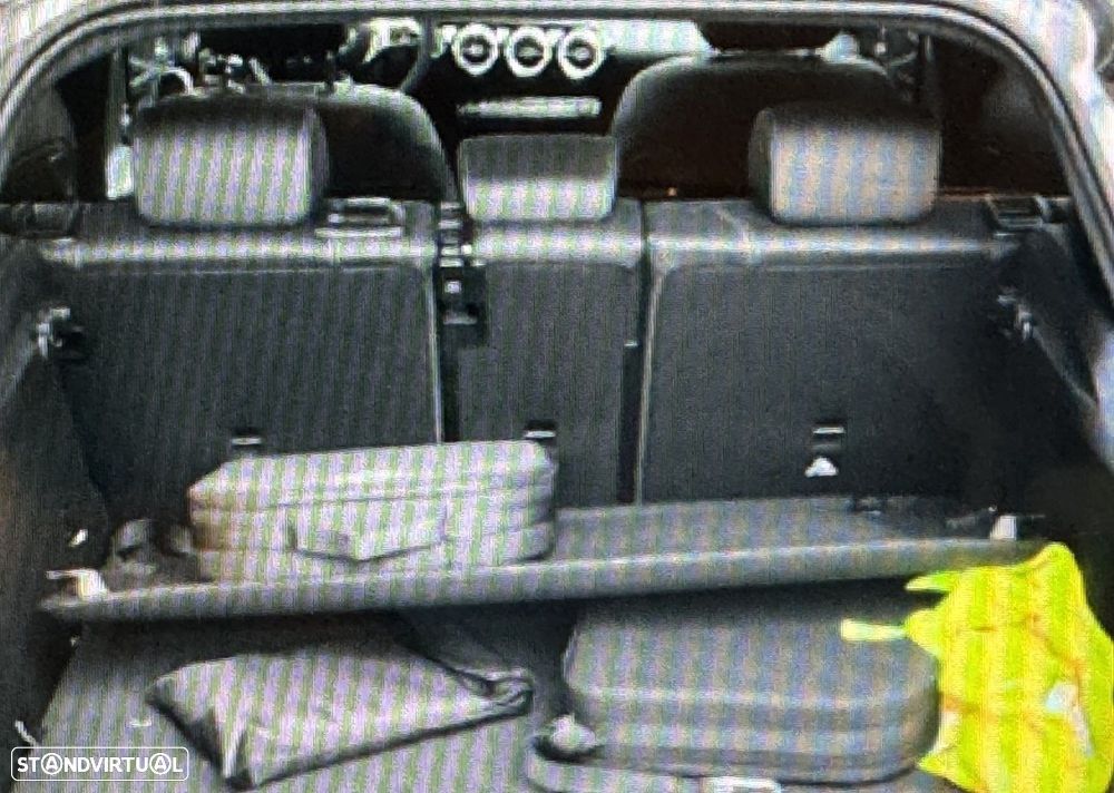 Mercedes-Benz A 250 e - 7