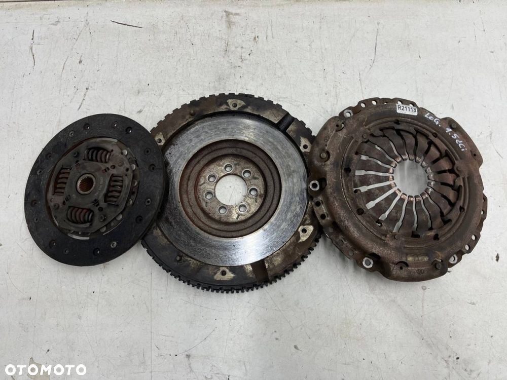 Sprzęgło Dacia Logan I Sandero I 05-14r. 1.5 dCi KOMPLETNE koło zamachowe tarcza i docisk 8200335084 - 1