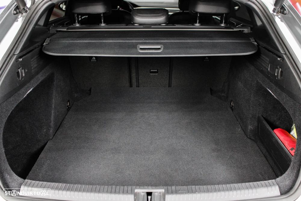 VW Arteon Shooting Brake 2.0 TDI R-Line DSG - 36