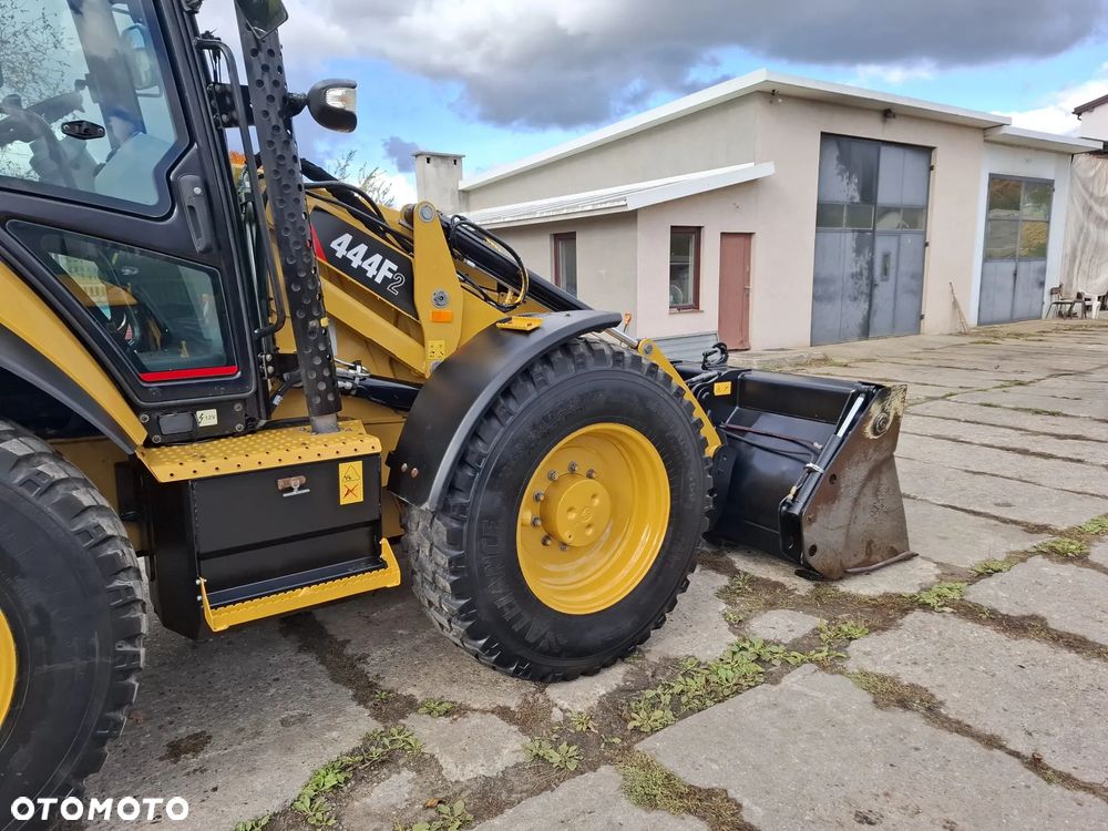 Caterpillar 444F2 - 20