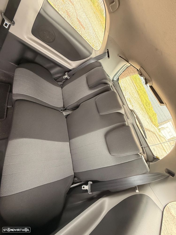 Toyota Yaris 1.0 VVT-i Sol High Pack VSC+TRC - 13