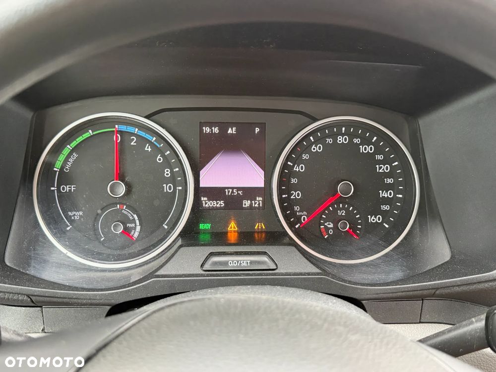 Volkswagen Crafter - 38