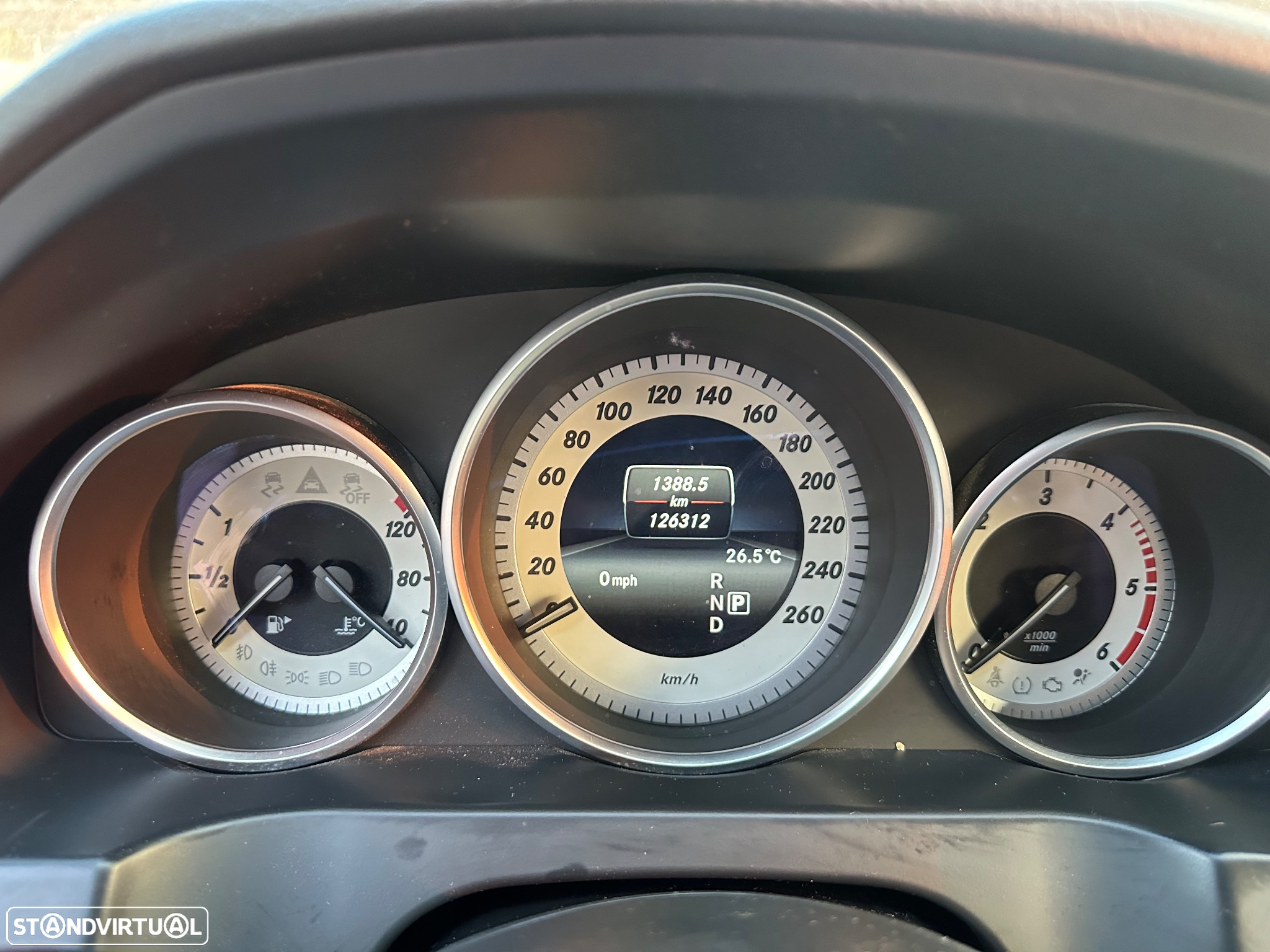 Mercedes-Benz E 250 BlueTEC Auto - 12