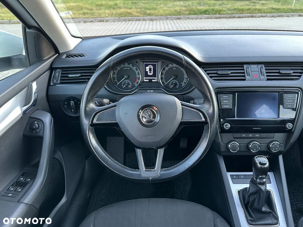 Skoda Octavia - 16