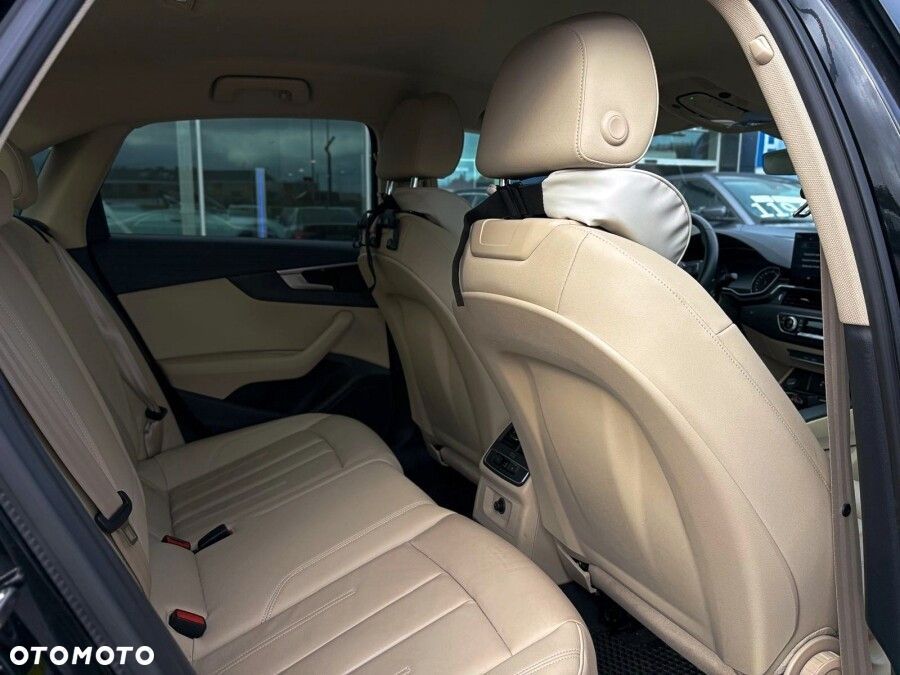 Audi A4 Limousine - 27