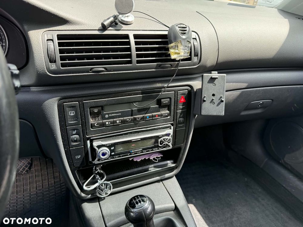 Volkswagen Passat - 3