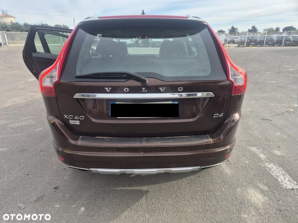 Volvo XC 60 D4 Geartronic Summum - 4