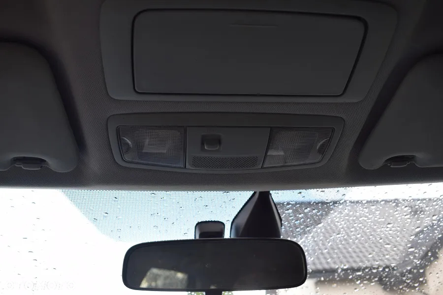 Mitsubishi Outlander 2.0 Intense 2WD - 15