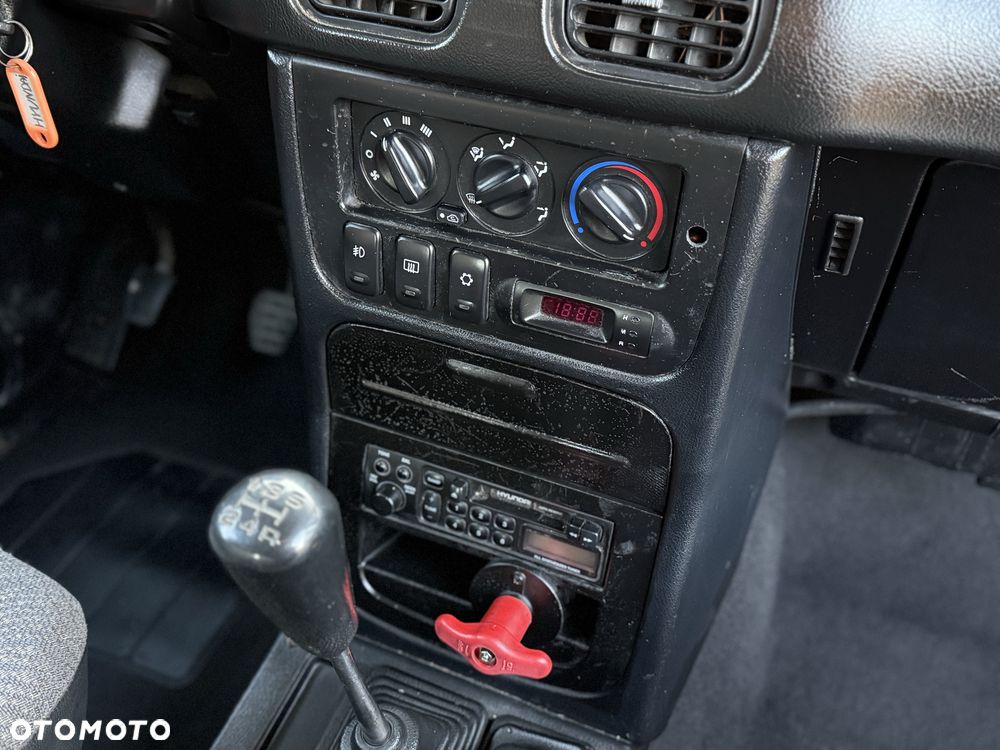 Hyundai Galloper - 10