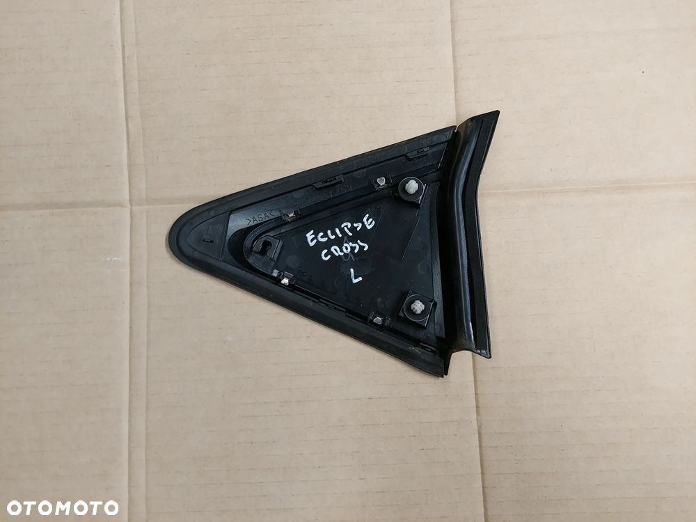 Mitsubishi Eclipse Cross 17- Trójkąt Zaślepka Błotnika L Tył - 2
