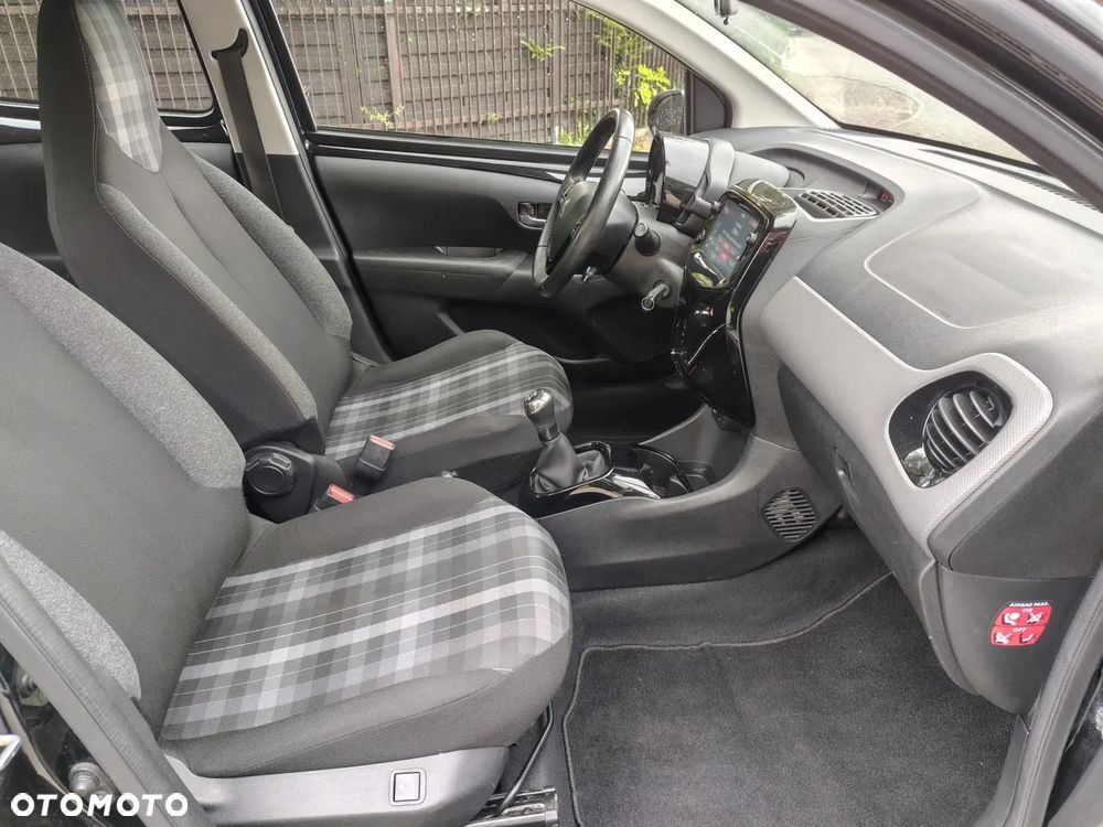 Peugeot 108 VTI 72 Stop&Start Top Allure - 11