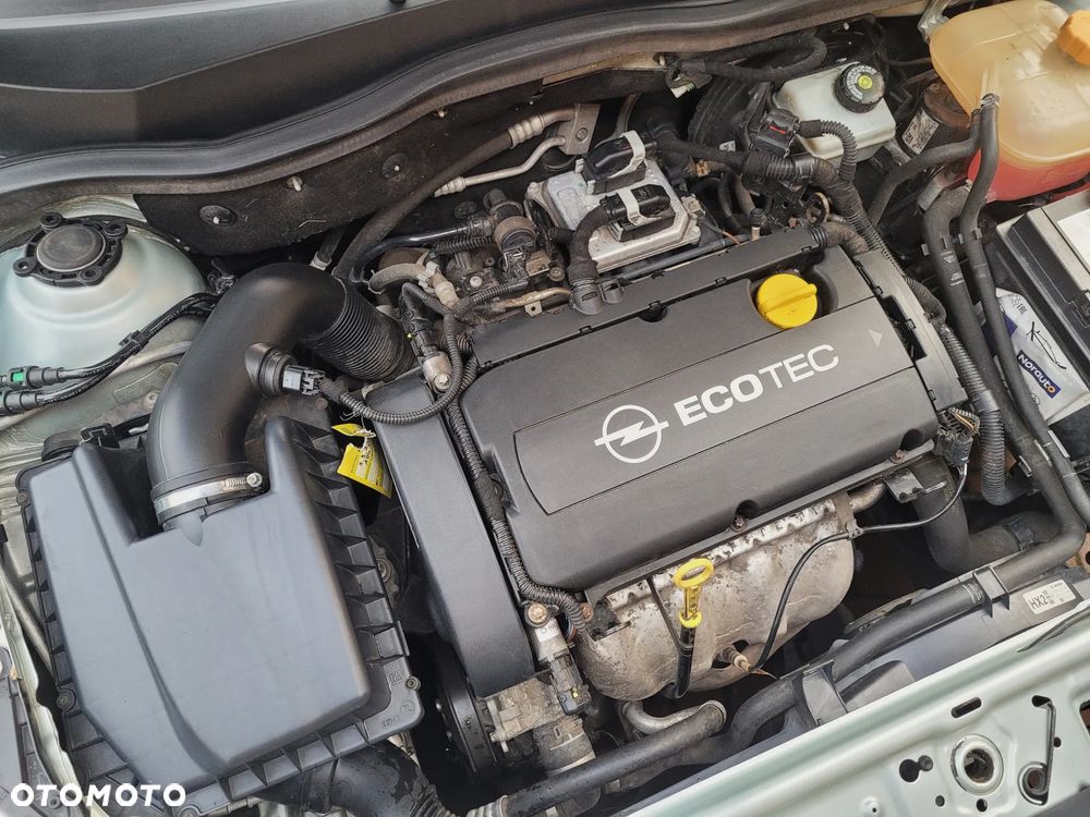 Opel Astra 1.6 Edition 111 Jahre - 26