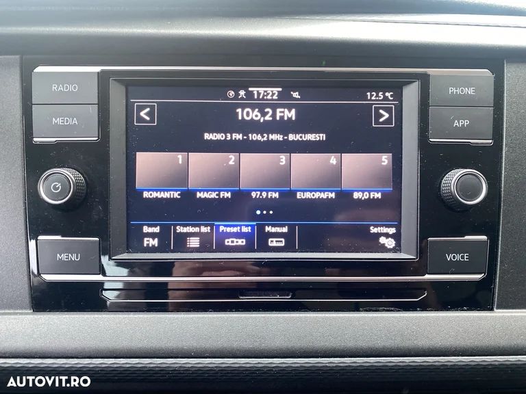 Volkswagen Multivan - 20