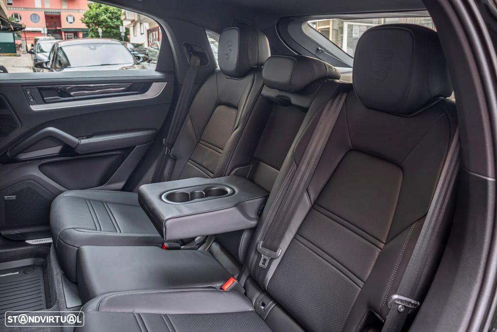 Porsche Cayenne Coupé S E-Hybrid - 38