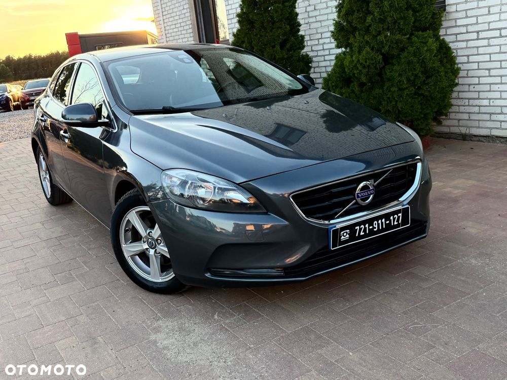 Volvo V40 D2 Powershift Kinetic - 3