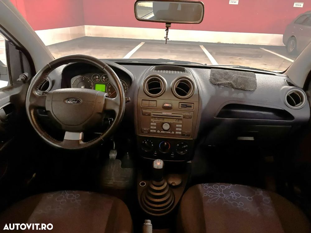Ford Fiesta 1.4 TDCi Ghia - 2