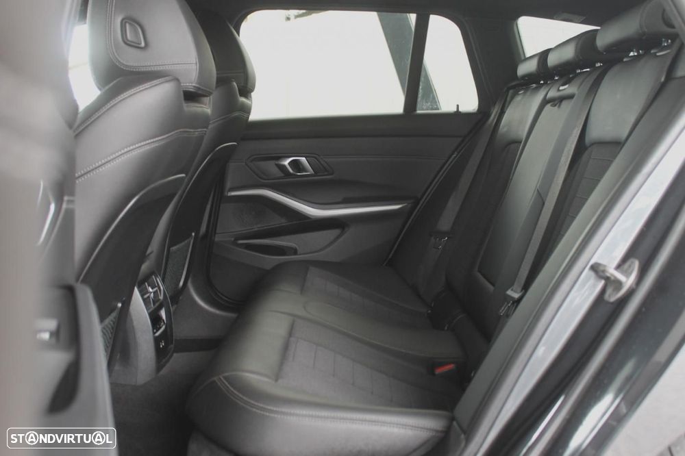 BMW 320 e Line Sport Auto - 16