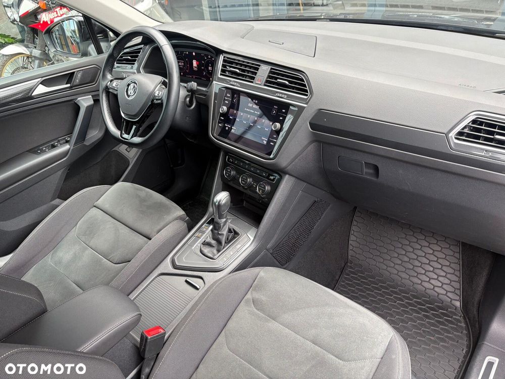 Volkswagen Tiguan - 17