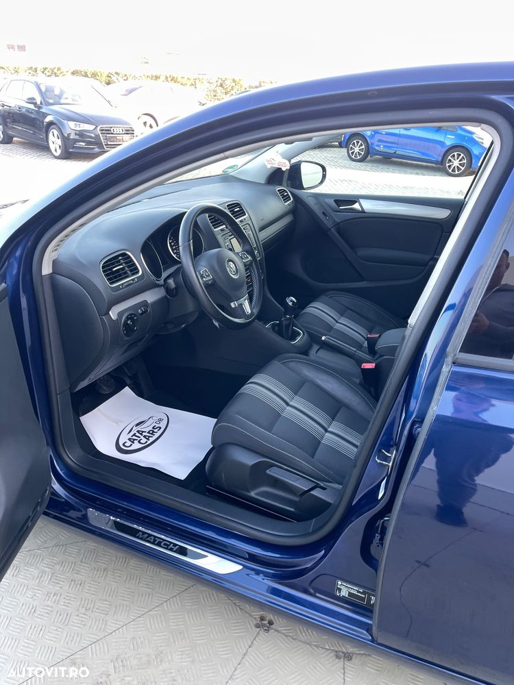 Volkswagen Golf 1.4 TSI MATCH - 30