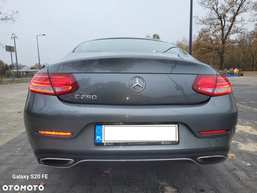 Mercedes-Benz Klasa C 250 7G-TRONIC - 6