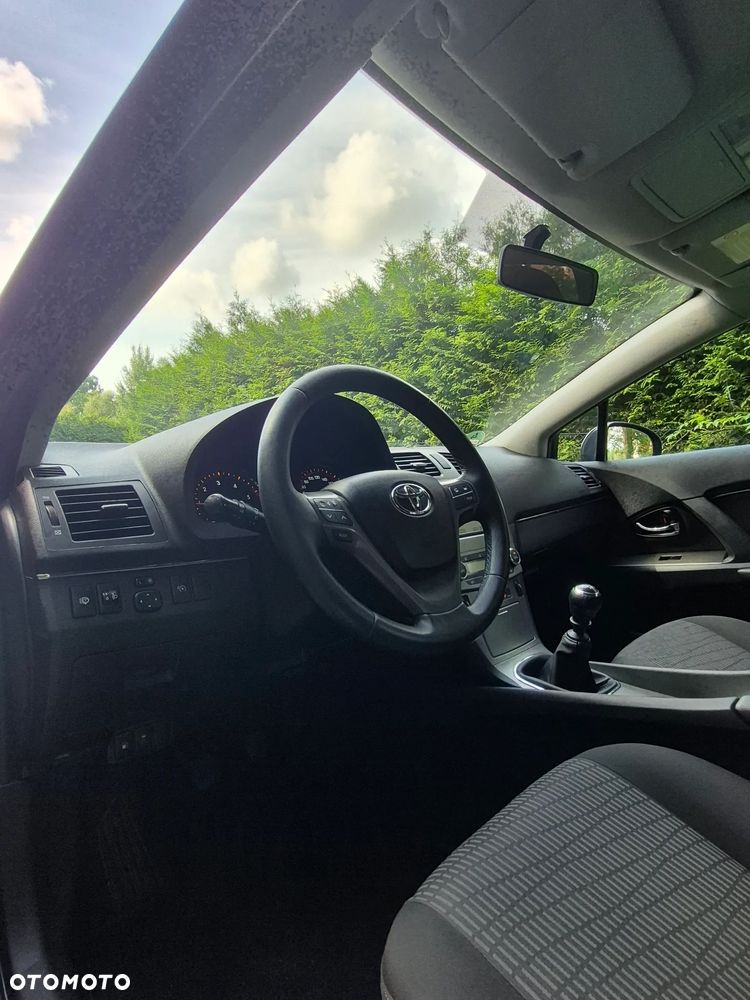 Toyota Avensis 2.0 D-4D Edition - 9