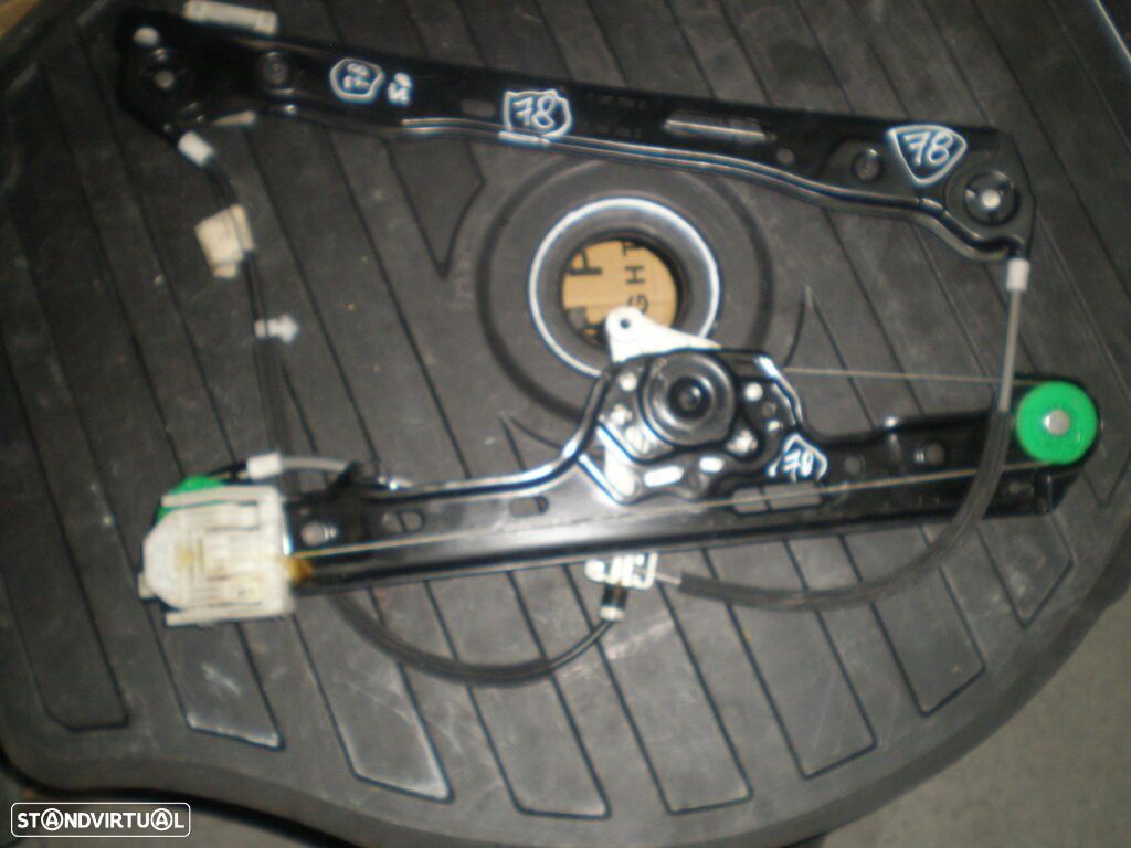 Elevador Sem Motor 7138466 BMW E87 2006 5P FD - 1