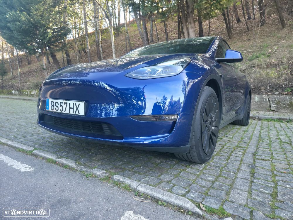 Tesla Model Y Long Range Dual Motor AWD - 2