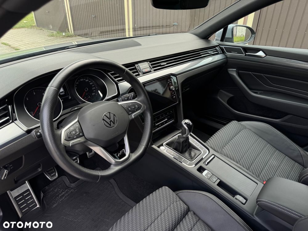 Volkswagen Passat Variant 2.0 TDI SCR Business - 30