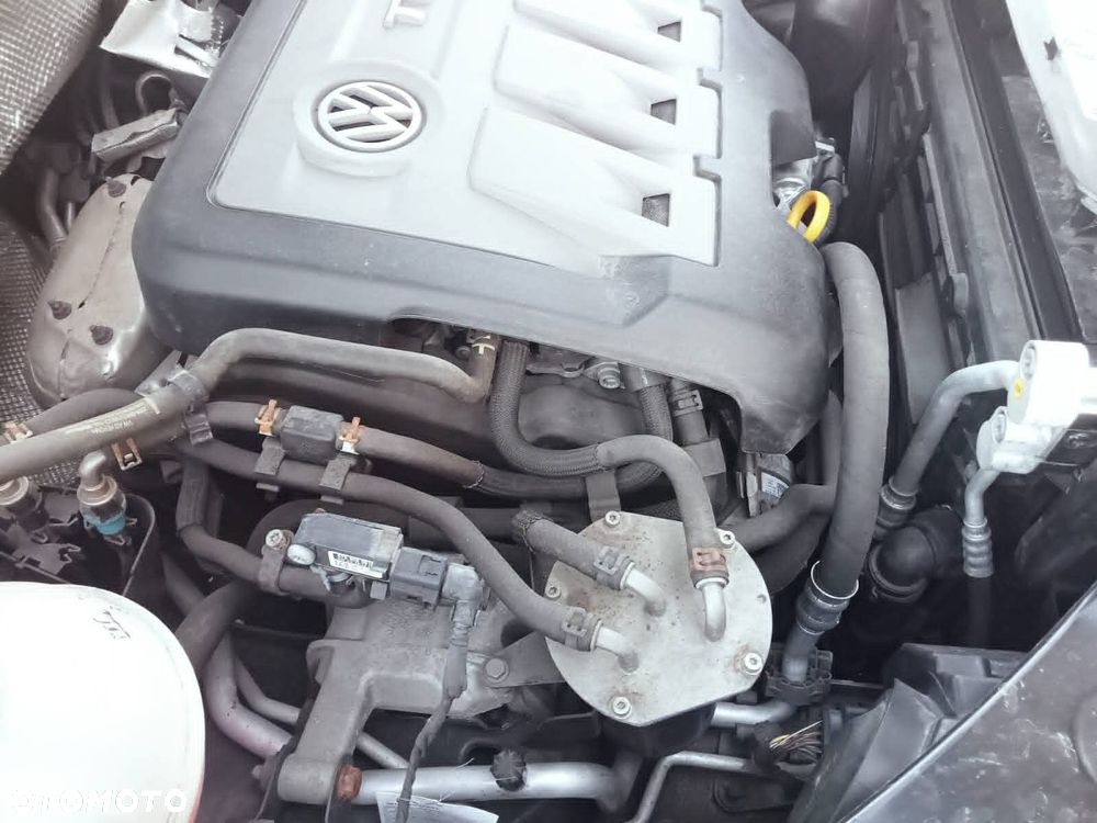 Volkswagen Tiguan 2.0 TDI DPF BlueMotion Technology Cup Sport & Style - 16