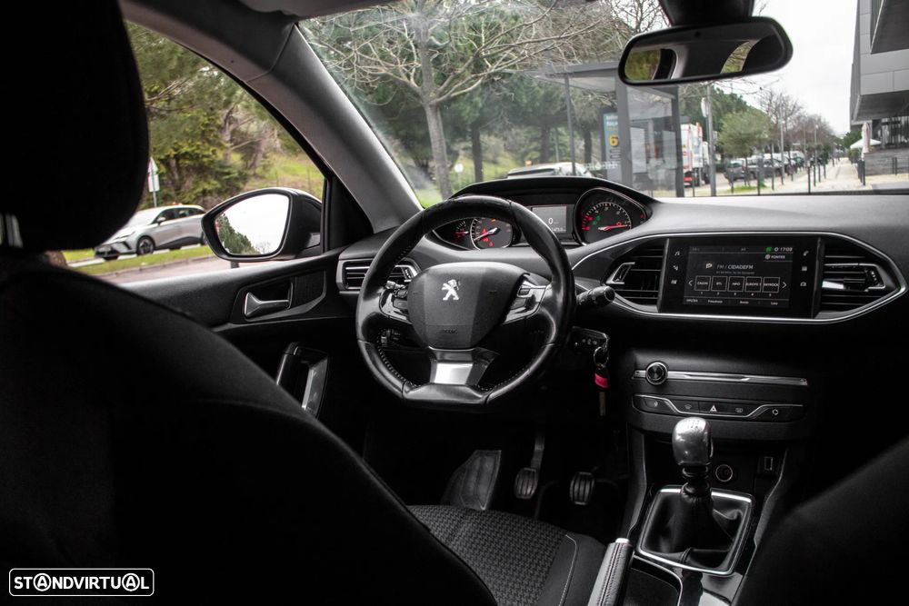 Peugeot 308 SW BlueHDi 100 Stop & Start Access - 26