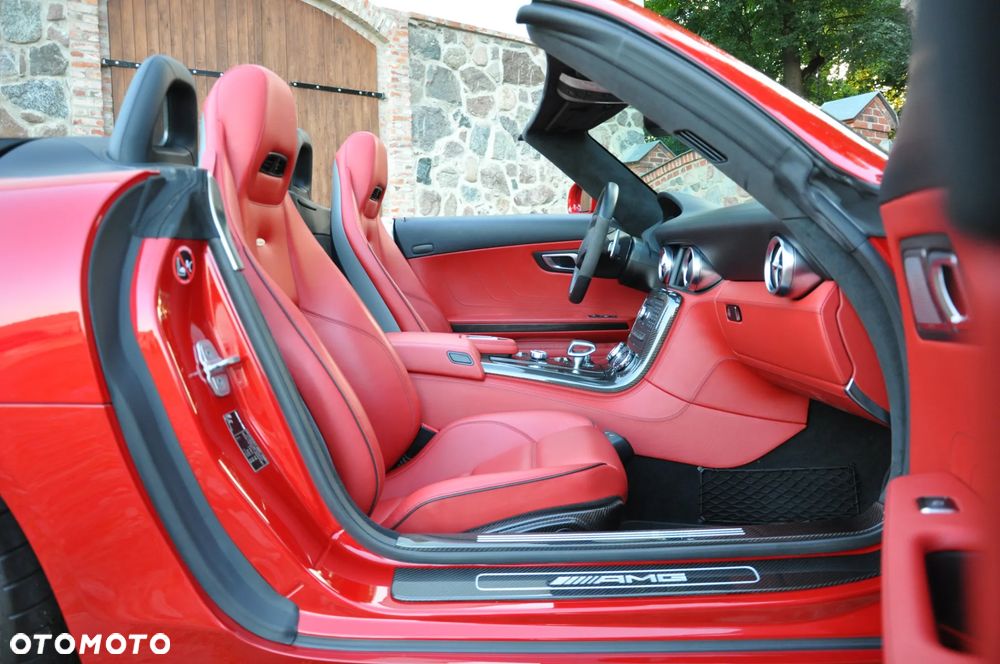 Mercedes-Benz SLS - 17