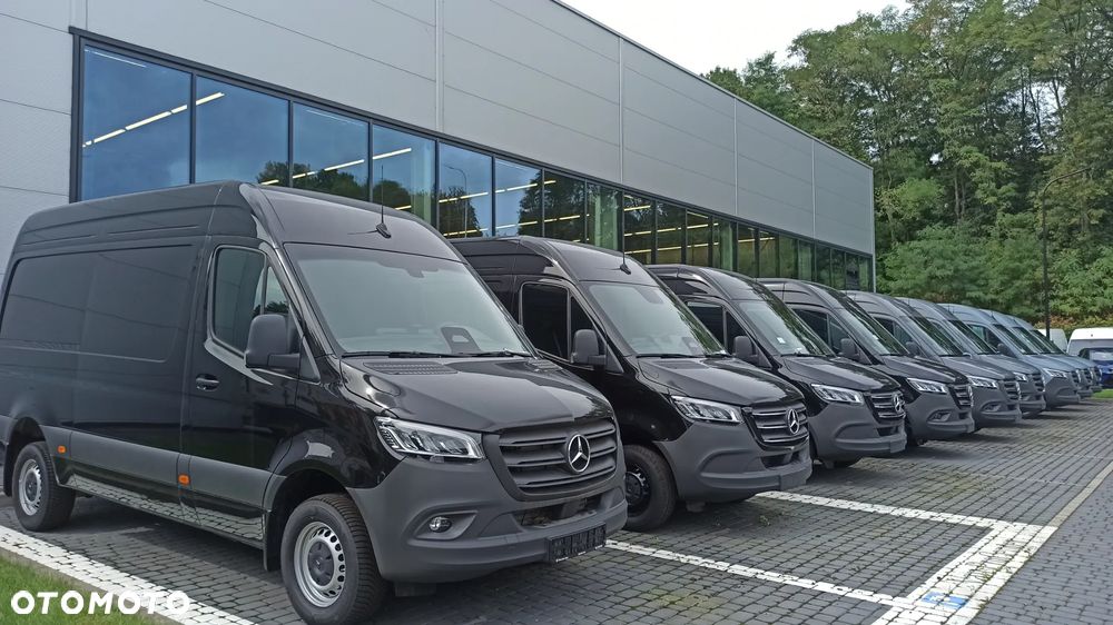 Mercedes-Benz Sprinter - 10