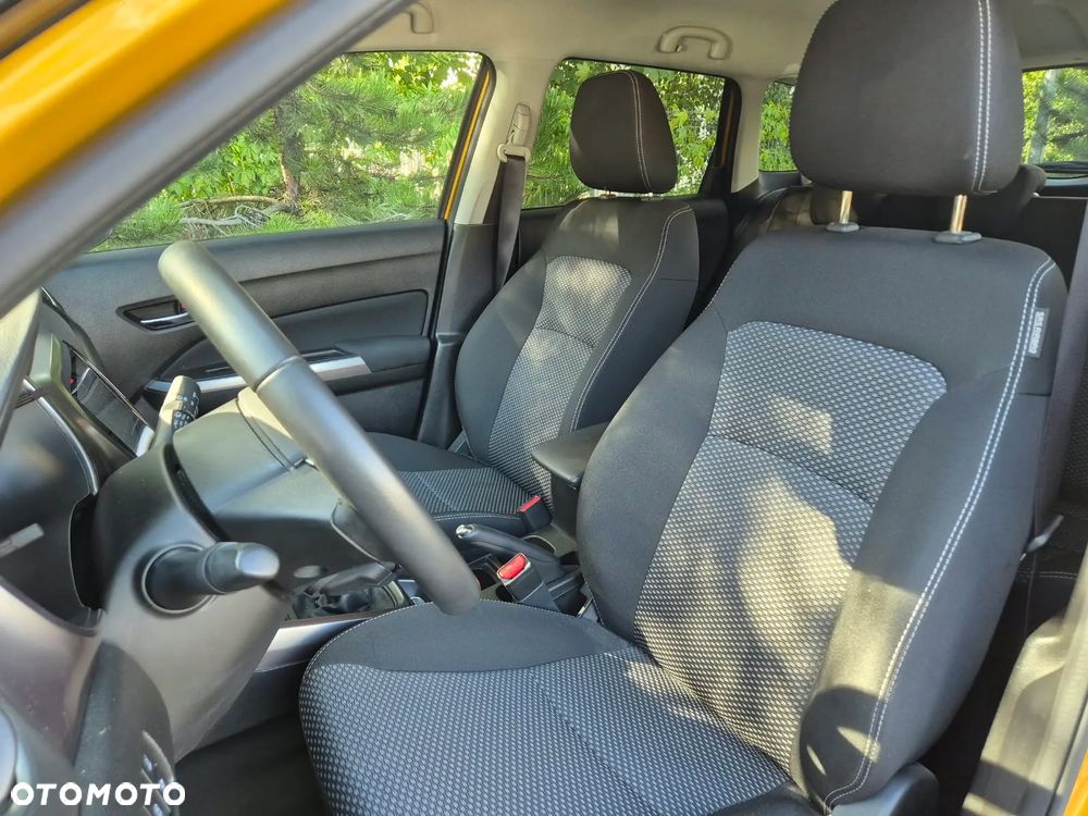 Suzuki Vitara 1.4 Boosterjet mHEV Premium Plus 2WD - 11