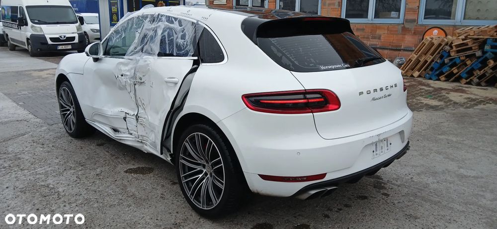 Porsche Macan Turbo PDK - 5