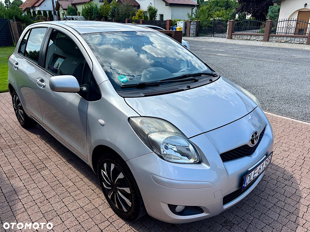 Toyota Yaris 1.33 Prestige - 18