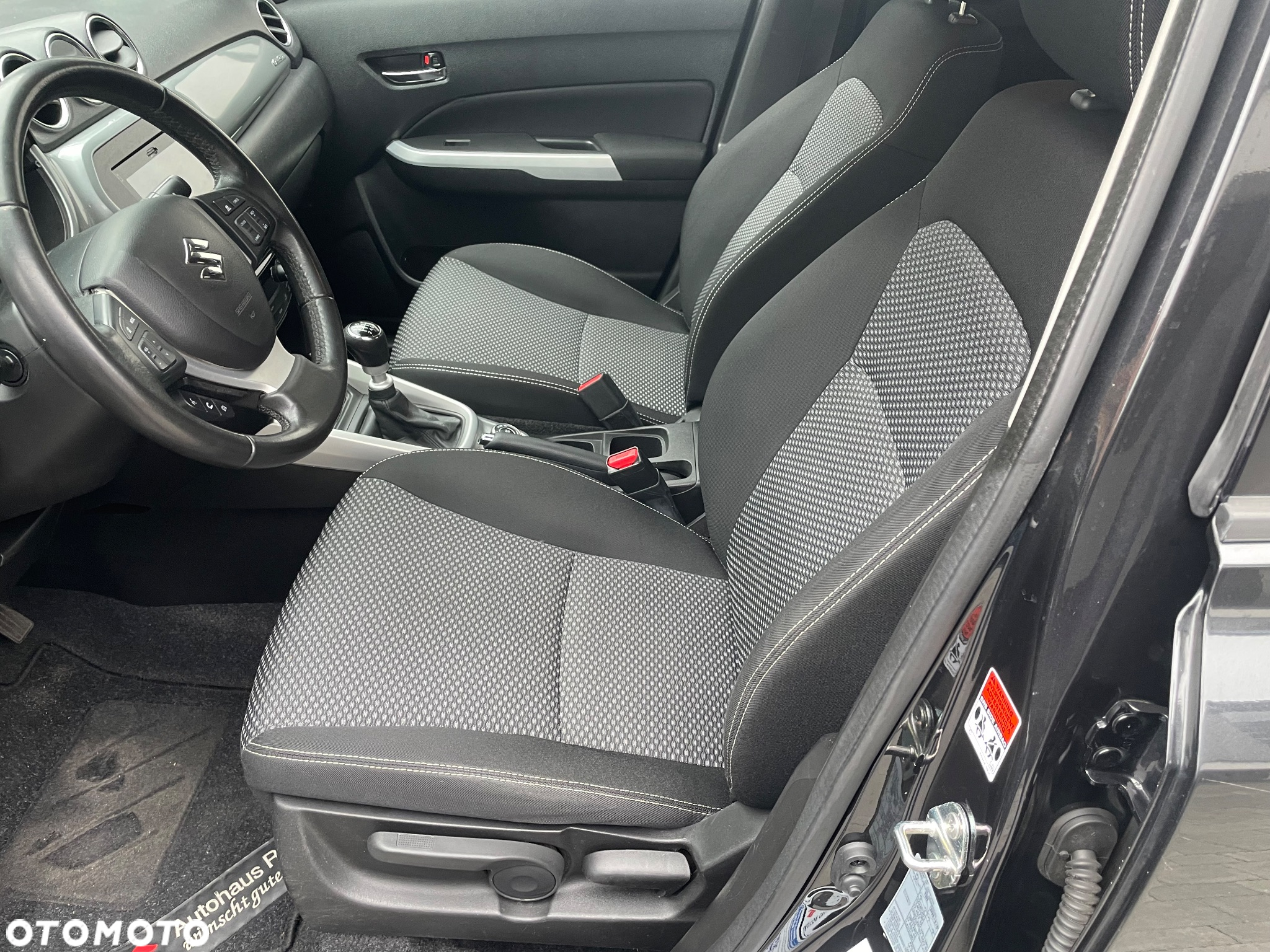 Suzuki Vitara 1.6 DDiS (4x4) Allgrip Comfort+ - 8