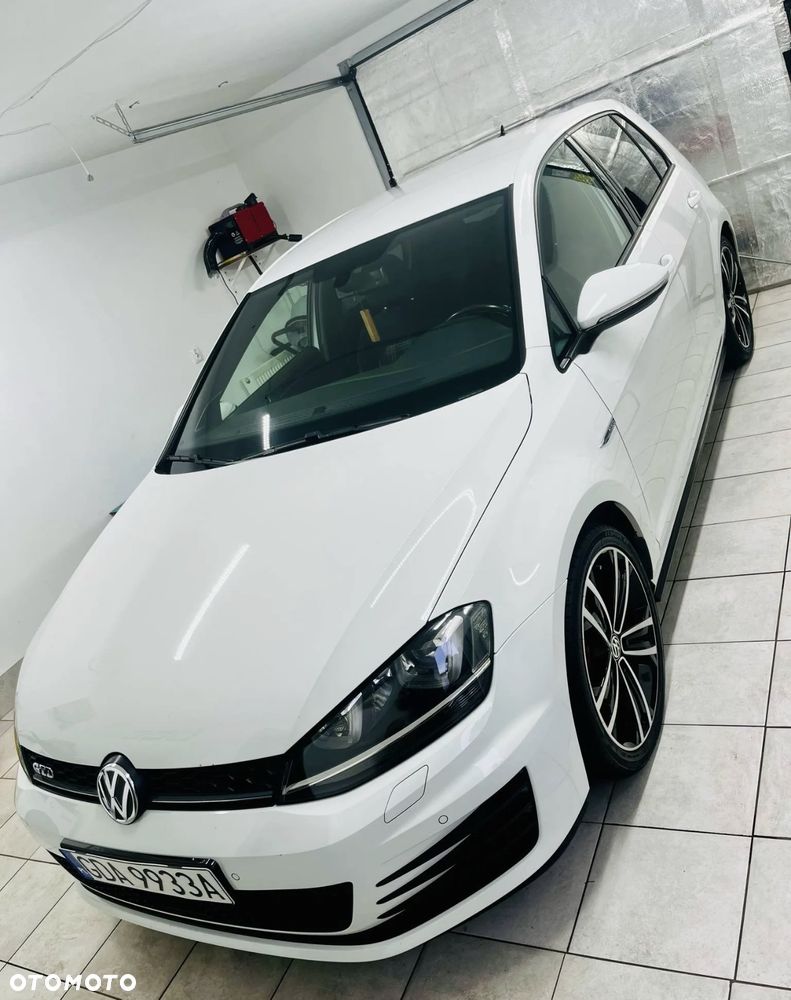 Volkswagen Golf 2.0 TDI BMT GTD DSG - 3
