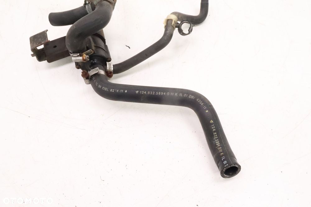 MERCEDES-BENZ W124 DODATKOWA POMPA WODY PRZEWODY 1243302214 - 9